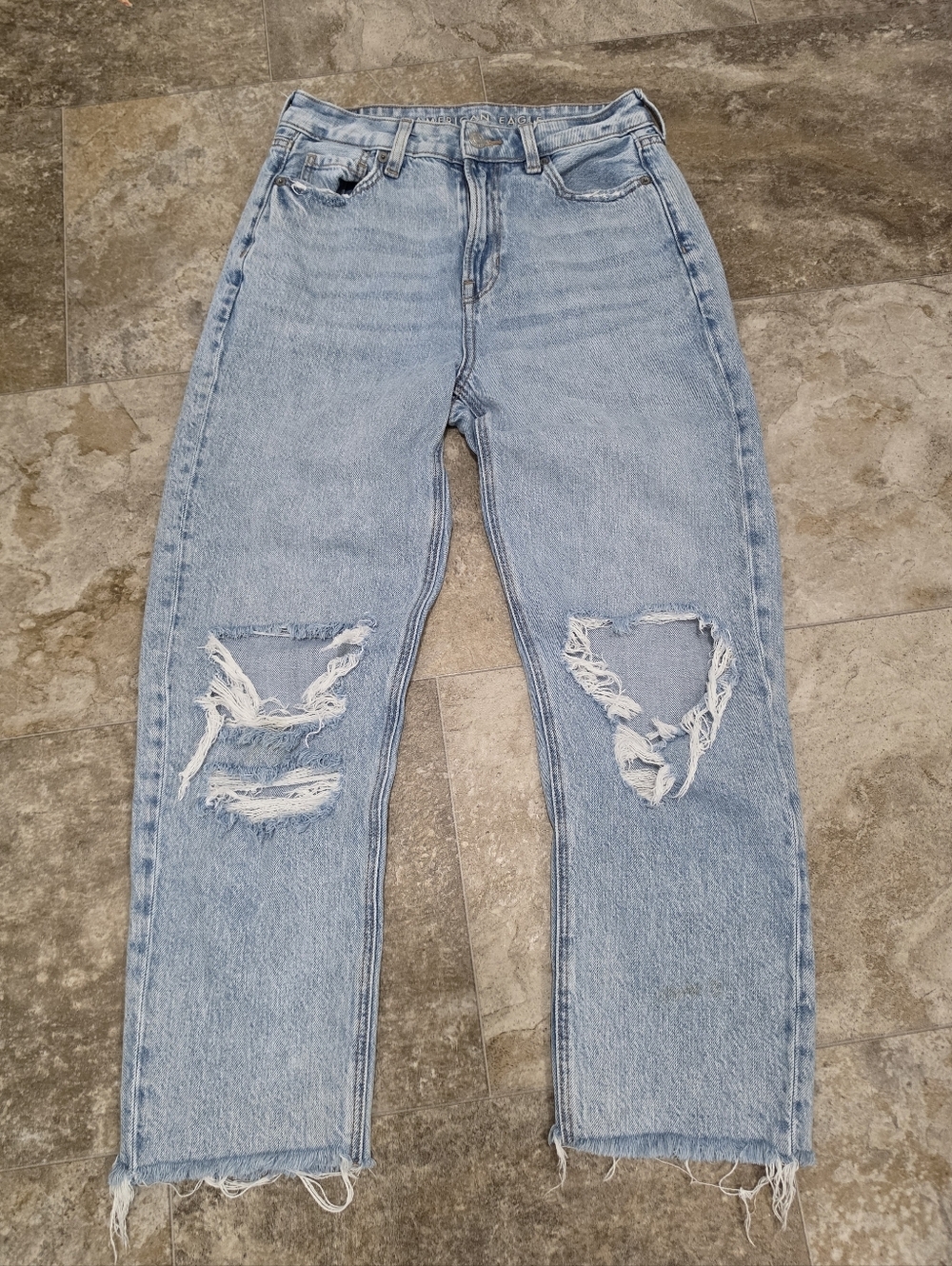 American Eagle Outfitters Light Blue Distressed Jeans